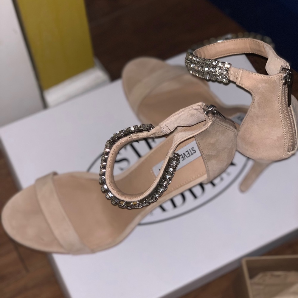 Steve madden heels size 11
